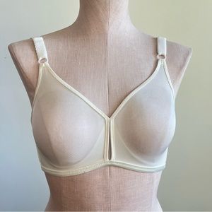 VTG Warner’s Fit to Be Tried Bra 34C